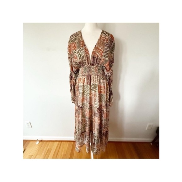 Julie Brown Dresses & Skirts - Julie Brown Maxi Dress Womens M Geometric Boho Smocked Metallic Plunge Festival